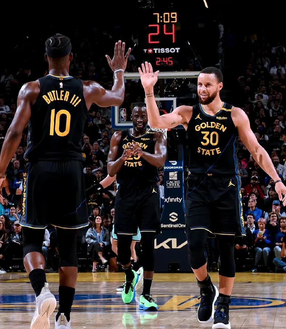 威金斯三巨头联手，鹈鹕得分突破，官方宣布新规冲击季后赛！