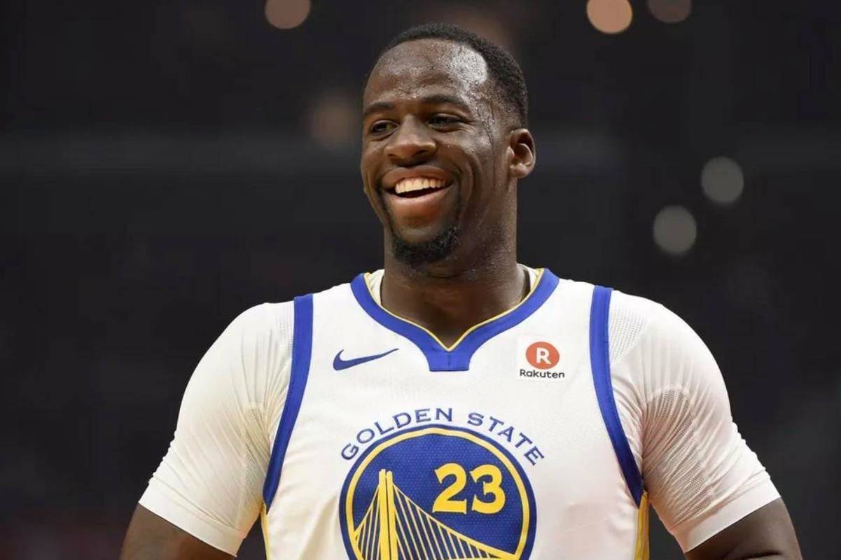 包含步行者官方公布新规，格林引发争议，连续三场30+球迷热议！的词条